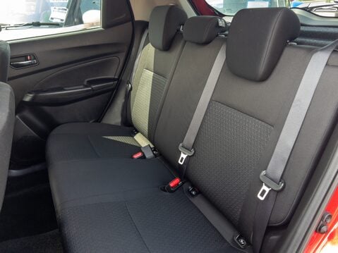 Suzuki Swift 1.2 Dualjet 83 12V Hybrid SZ5 ALLGRIP 5dr 40