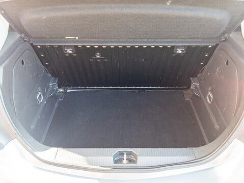 Vauxhall Corsa 1.4 SRi Vx-line Nav Black 5dr 34