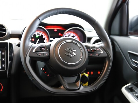 Suzuki Swift 1.2 Dualjet 83 12V Hybrid SZ-L 5dr 17