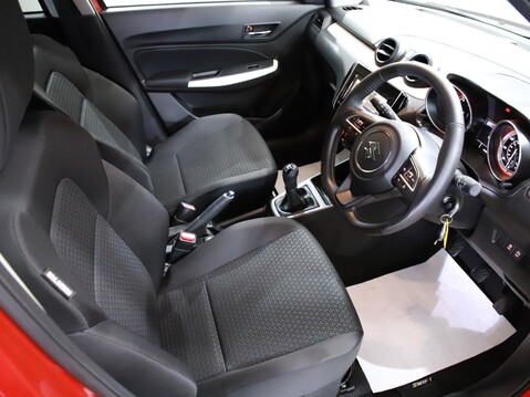 Suzuki Swift 1.2 Dualjet 83 12V Hybrid SZ-L 5dr 18