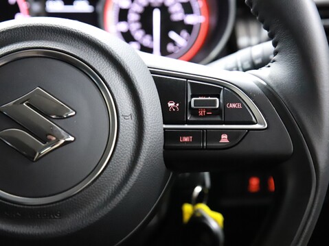 Suzuki Swift 1.2 Dualjet 83 12V Hybrid SZ-L 5dr 28