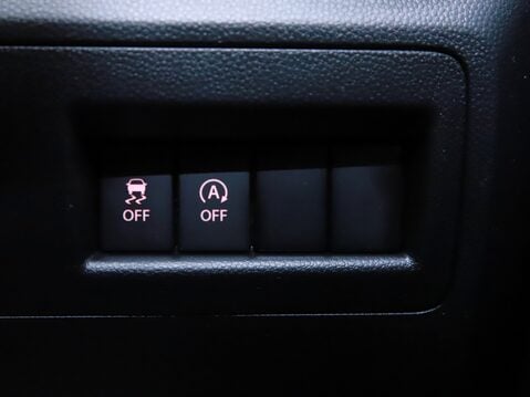 Suzuki Ignis 1.2 Dualjet 12V Hybrid SZ-T 5dr 27