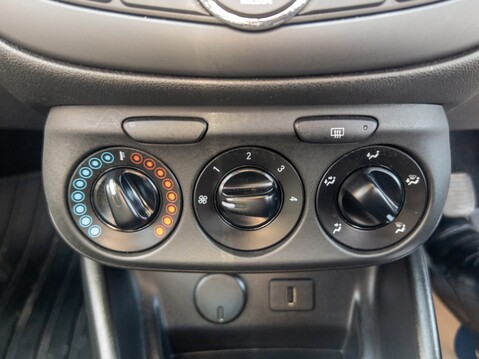 Vauxhall Corsa 1.2 Sting 3dr 27