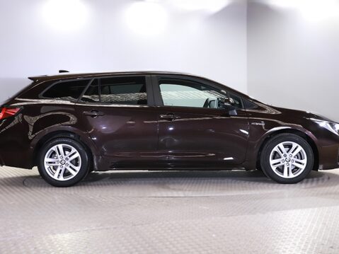 Suzuki Swace 1.8 Hybrid SZ5 5dr CVT 10