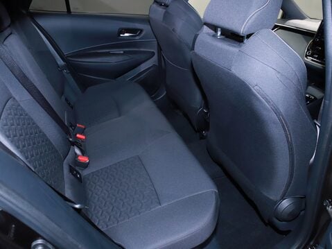 Suzuki Swace 1.8 Hybrid SZ5 5dr CVT 32