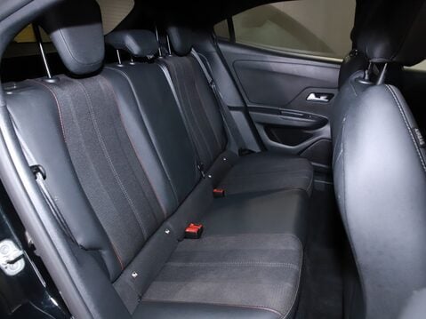 Vauxhall Mokka 1.2 Turbo 100 SRi Premium 5dr 33