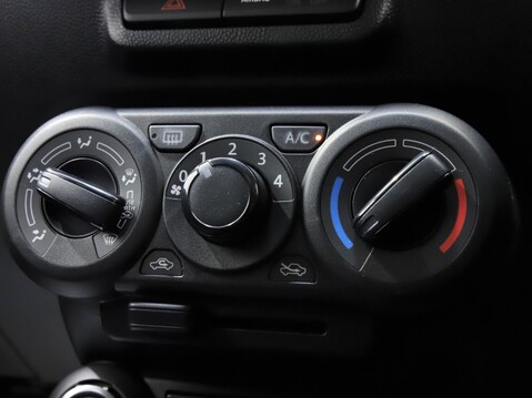 Suzuki Ignis 1.2 Dualjet 12V Hybrid SZ-T 5dr 22