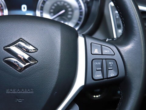 Suzuki S-Cross 1.4 Boosterjet 48V Hybrid Motion 5dr 28