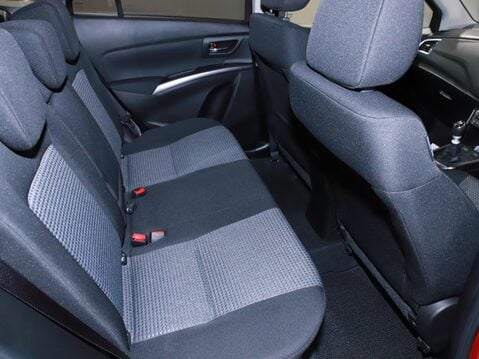 Suzuki S-Cross 1.4 Boosterjet 48V Hybrid Motion 5dr 31