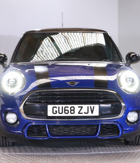 Mini Hatchback 1.5 Cooper II 3dr Auto [Chili/Nav+ Pack]
