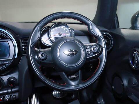 Mini Hatchback 1.5 Cooper II 3dr Auto [Chili/Nav+ Pack] 17