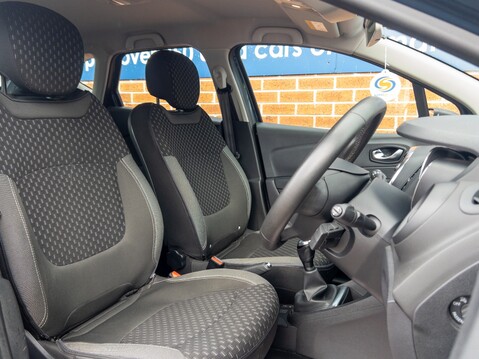 Renault Captur 1.5 dCi 90 Dynamique Nav 5dr 17