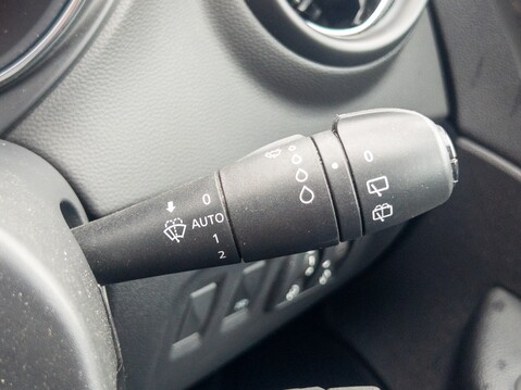 Renault Captur 1.5 dCi 90 Dynamique Nav 5dr 26