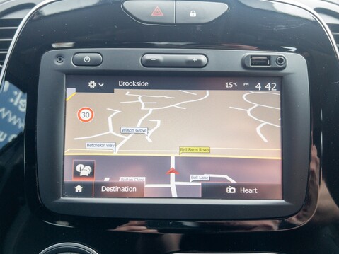 Renault Captur 1.5 dCi 90 Dynamique Nav 5dr 28