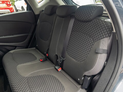 Renault Captur 1.5 dCi 90 Dynamique Nav 5dr 34