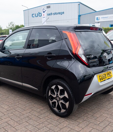 Toyota Aygo 1.0 VVT-i X-Plore 5dr