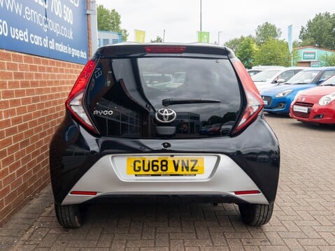 Toyota Aygo 1.0 VVT-i X-Plore 5dr 10