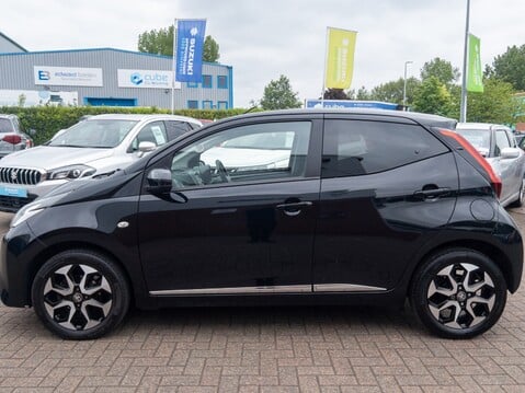 Toyota Aygo 1.0 VVT-i X-Plore 5dr 14