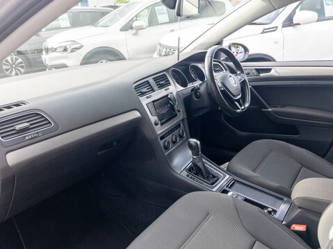 Volkswagen Golf 1.4 TSI SE 5dr DSG 2