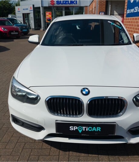 BMW 1 Series 116d SE 5dr [Nav]