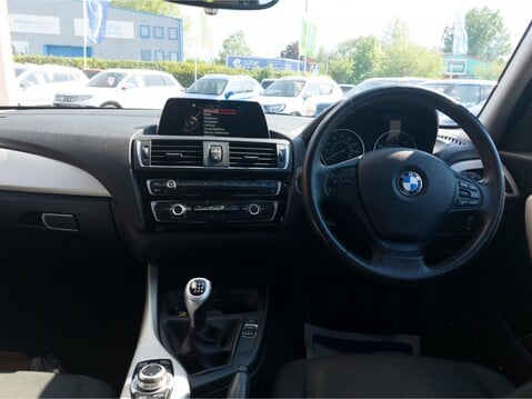 BMW 1 Series 116d SE 5dr [Nav] 13