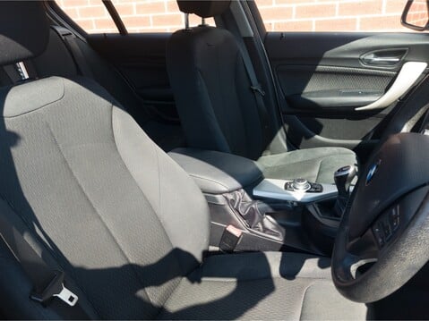 BMW 1 Series 116d SE 5dr [Nav] 15