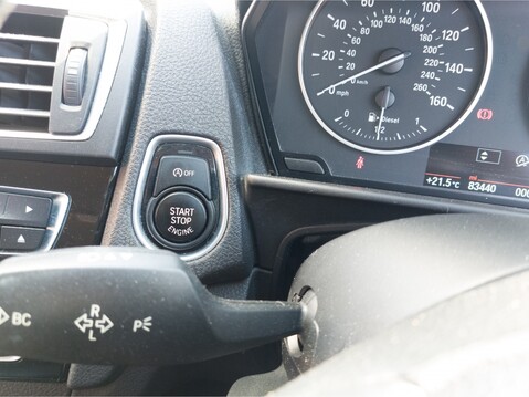 BMW 1 Series 116d SE 5dr [Nav] 22