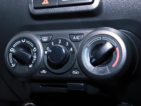 Suzuki Ignis 1.2 Dualjet 12V Hybrid SZ3 5dr 23