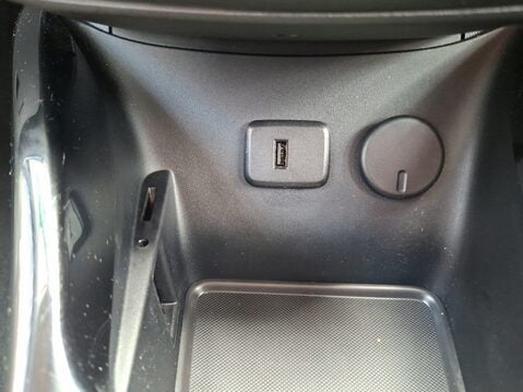 Vauxhall Corsa 1.4 ecoFLEX SE 5dr 23