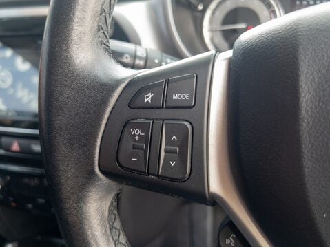 Suzuki Vitara 1.0 Boosterjet SZ-T 5dr 23
