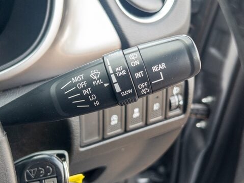 Suzuki Vitara 1.0 Boosterjet SZ-T 5dr 27