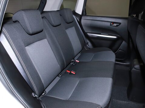 Suzuki Vitara 1.4 Boosterjet SZ-T 5dr Auto 32