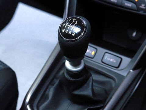 Suzuki S-Cross 1.4 Boosterjet 48V Hybrid Motion 5dr 27