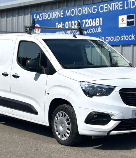 Vauxhall Combo Cargo 2300 1.5 Turbo D 100ps H1 Sportive Van