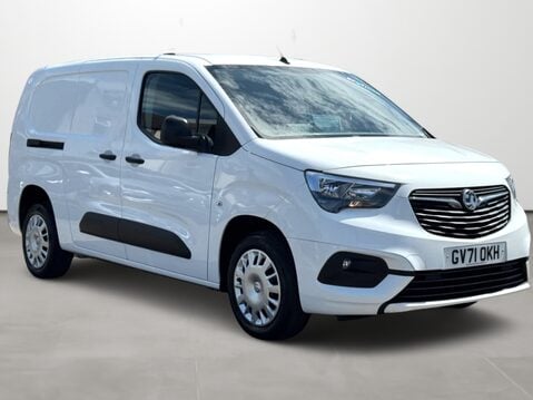 Vauxhall Combo Cargo 2300 1.5 Turbo D 100ps H1 Sportive Van 1