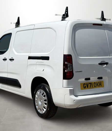 Vauxhall Combo Cargo 2300 1.5 Turbo D 100ps H1 Sportive Van
