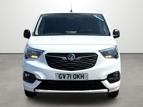Vauxhall Combo Cargo 2300 1.5 Turbo D 100ps H1 Sportive Van 5