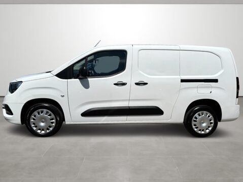 Vauxhall Combo Cargo 2300 1.5 Turbo D 100ps H1 Sportive Van 7