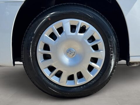 Vauxhall Combo Cargo 2300 1.5 Turbo D 100ps H1 Sportive Van 14