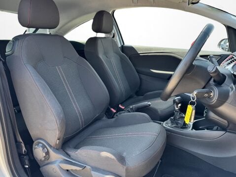 Vauxhall Corsa 1.4 Griffin 3dr 19