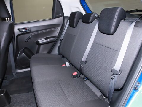 Suzuki Swift 1.2 Dualjet 83 12V Hybrid SZ-L 5dr Attitude Pack Edition 33