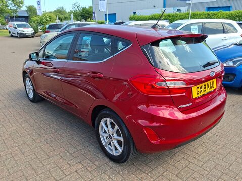 Ford Fiesta 1.1 Zetec Navigation 5dr 3