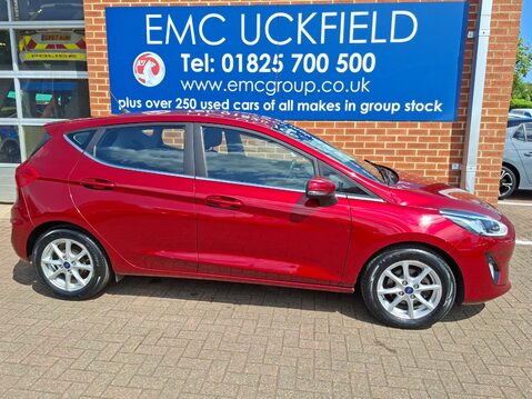 Ford Fiesta 1.1 Zetec Navigation 5dr 5