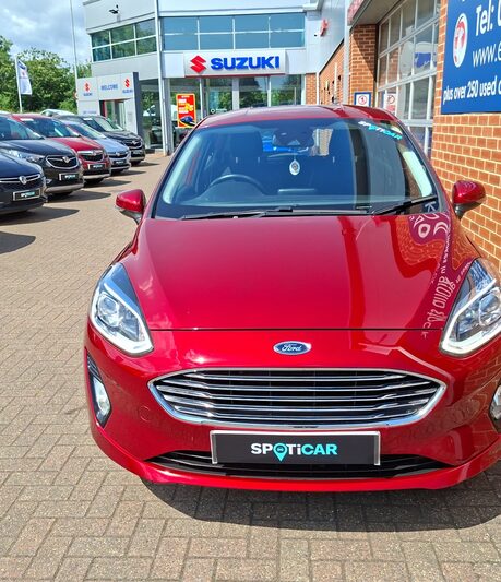 Ford Fiesta 1.1 Zetec Navigation 5dr