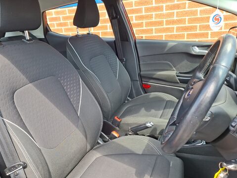 Ford Fiesta 1.1 Zetec Navigation 5dr 16