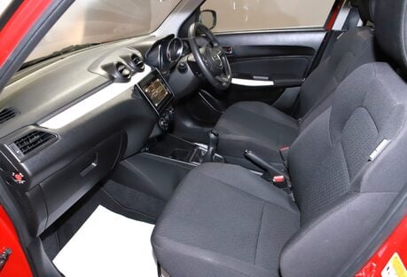 Suzuki Swift 1.0 Boosterjet SZ-T 5dr