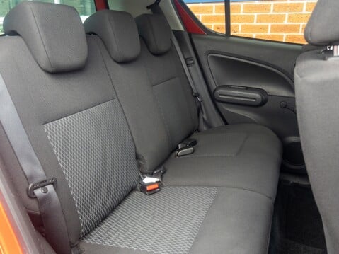 Suzuki Splash 1.2 SZ4 5dr Auto 31