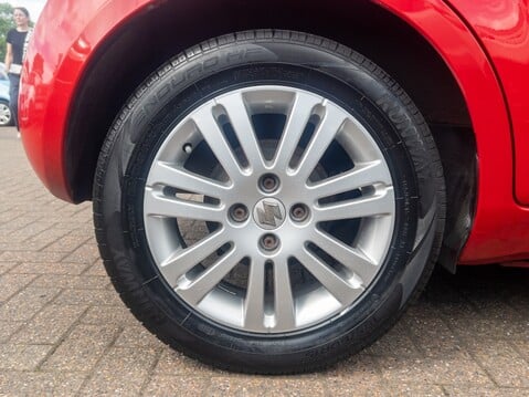Suzuki Splash 1.2 SZ4 5dr Auto 35