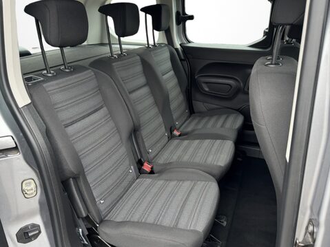Vauxhall Combo Life 1.2 Turbo Energy 5dr 31