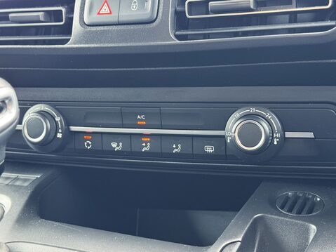 Vauxhall Combo Life 1.2 Turbo Energy 5dr 22